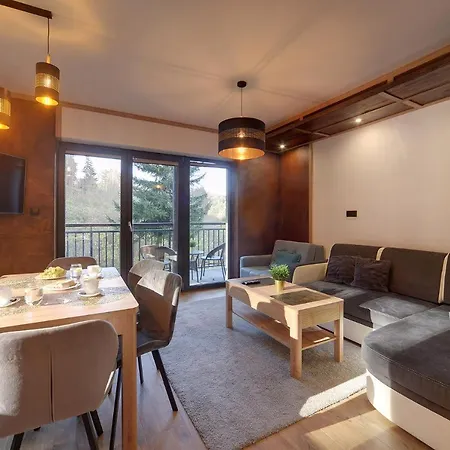 Stylowe I Klimatyczne Sun Seasons 24 W Karpaczu By Renters *