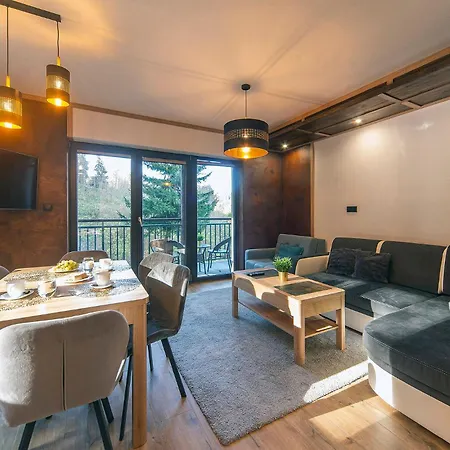 Stylowe I Klimatyczne Sun Seasons 24 W Karpaczu By Renters Apartman