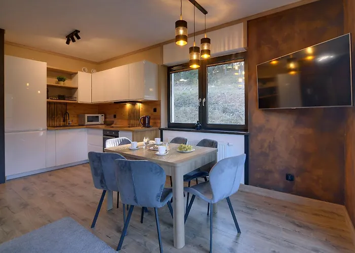 Stylowe I Klimatyczne Sun Seasons 24 W Karpaczu By Renters 아파트 카르파츠