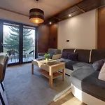 Lejlighed Stylowe I Klimatyczne Sun Seasons 24 W Karpaczu By Renters *