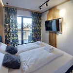 Stylowe I Klimatyczne Sun Seasons 24 W Karpaczu By Renters Lejlighed