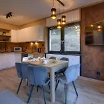 Stylowe I Klimatyczne Sun Seasons 24 W Karpaczu By Renters Lejlighed Karpacz