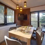 Lejlighed Stylowe I Klimatyczne Sun Seasons 24 W Karpaczu By Renters Karpacz
