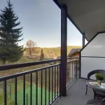 Lejlighed Stylowe I Klimatyczne Sun Seasons 24 W Karpaczu By Renters *